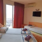 Ξενοδοχείο Family Pier