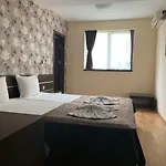 Ξενοδοχείο Family Pier 3*