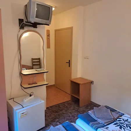 Family Hotel Piter 3*